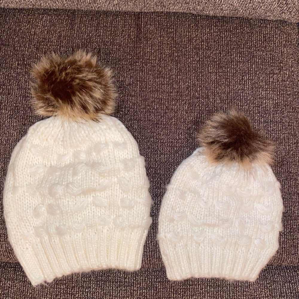 Matching mom and baby winter hats.